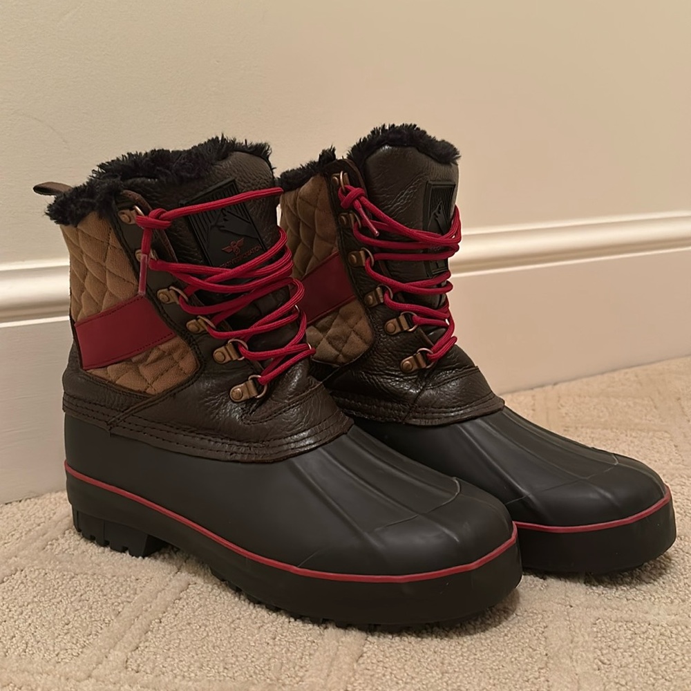 Creative Recreation Snow / Rain Boots